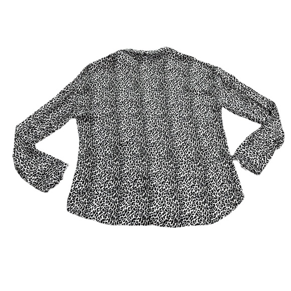 Peyton Jensen Kendra Leopard Print Button Down - Picture 10 of 11